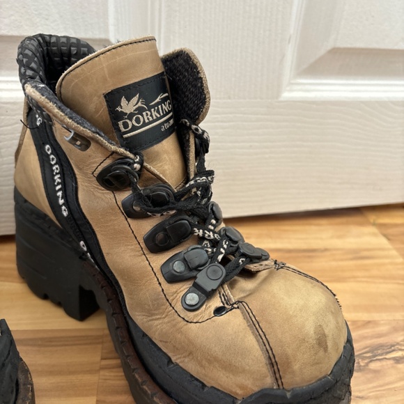Paris dorking hiking platforms